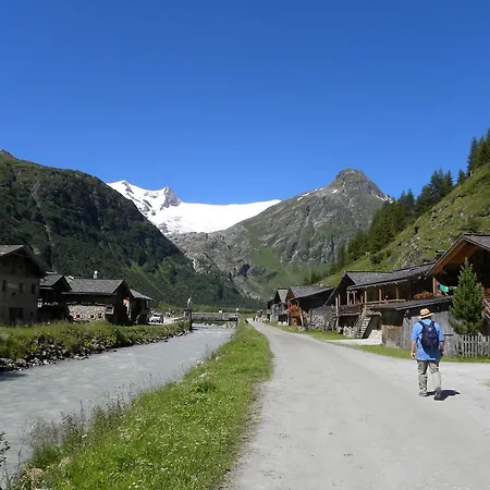 Grenerhof هوبفغارتن ان ديفر