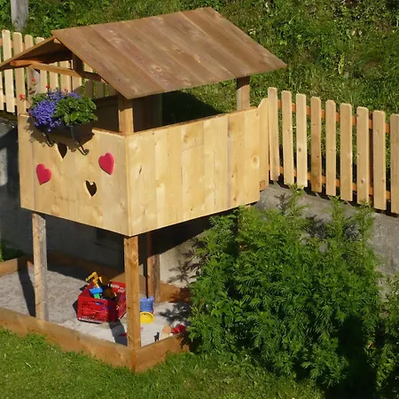 Κατάλυμα σε φάρμα Grenerhof